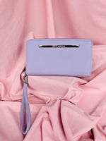 Cargar imagen en el visor de la galería, Billetera Steve Madden Lila
