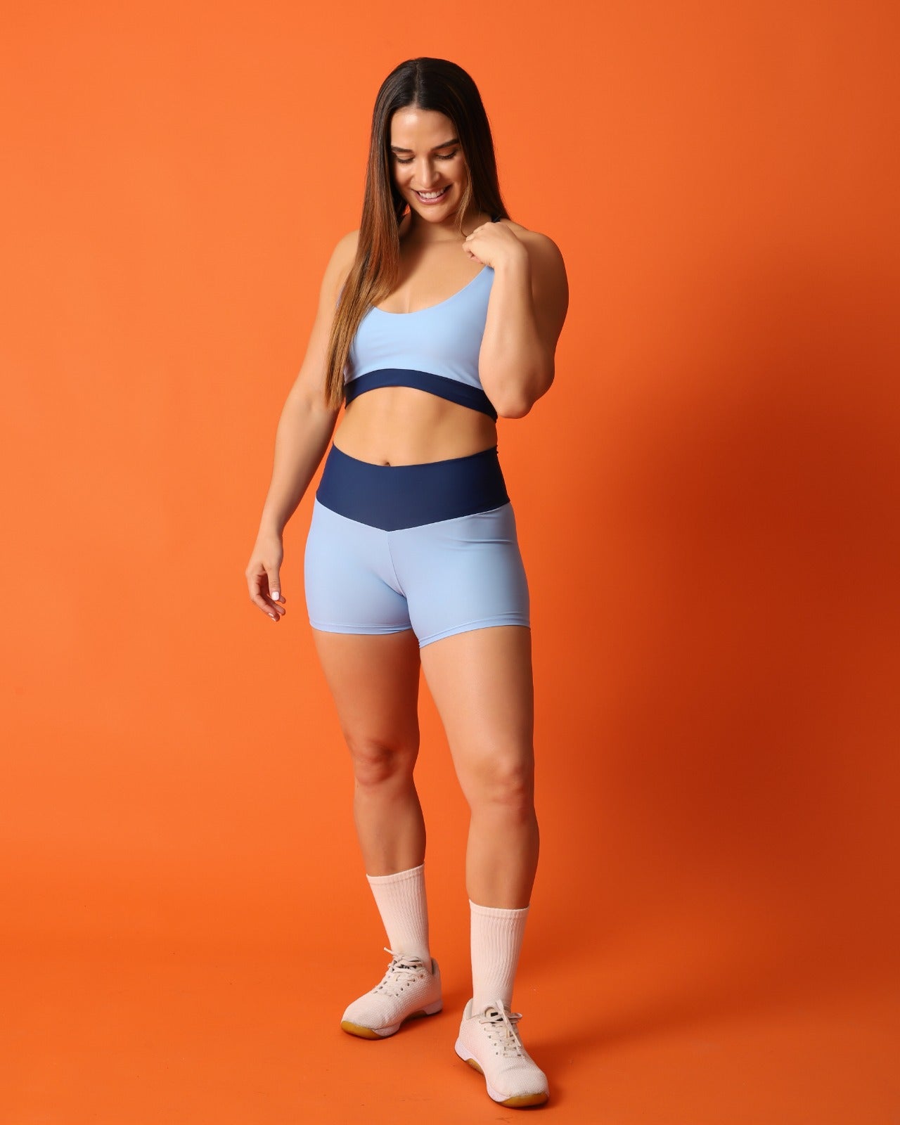 Active Celeste con Azul