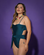 Cargar imagen en el visor de la galería, One Piece Esmeralda Teal
